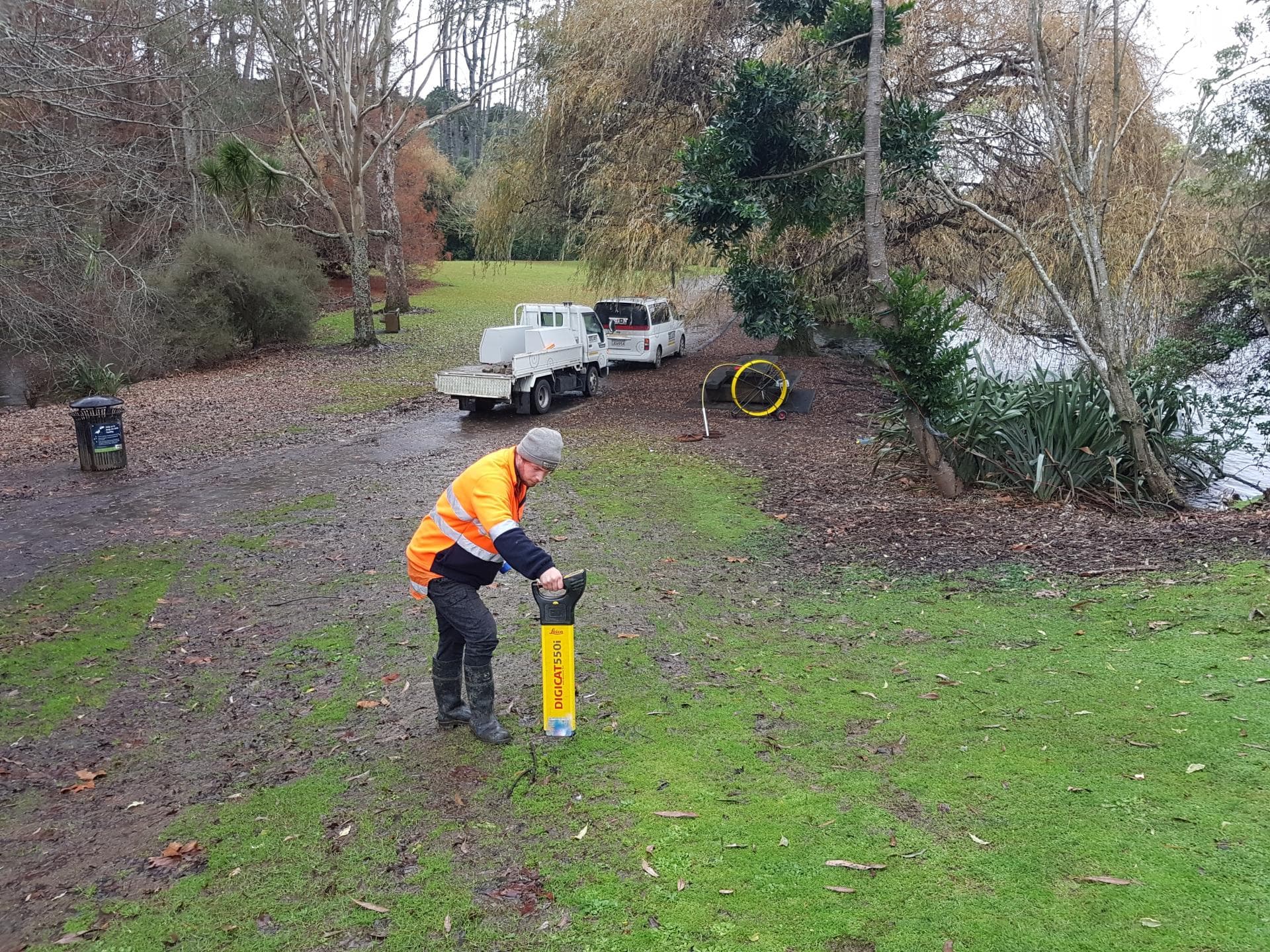 How Acoustic Leak Detection Works on Plastic vs Metal Pipes